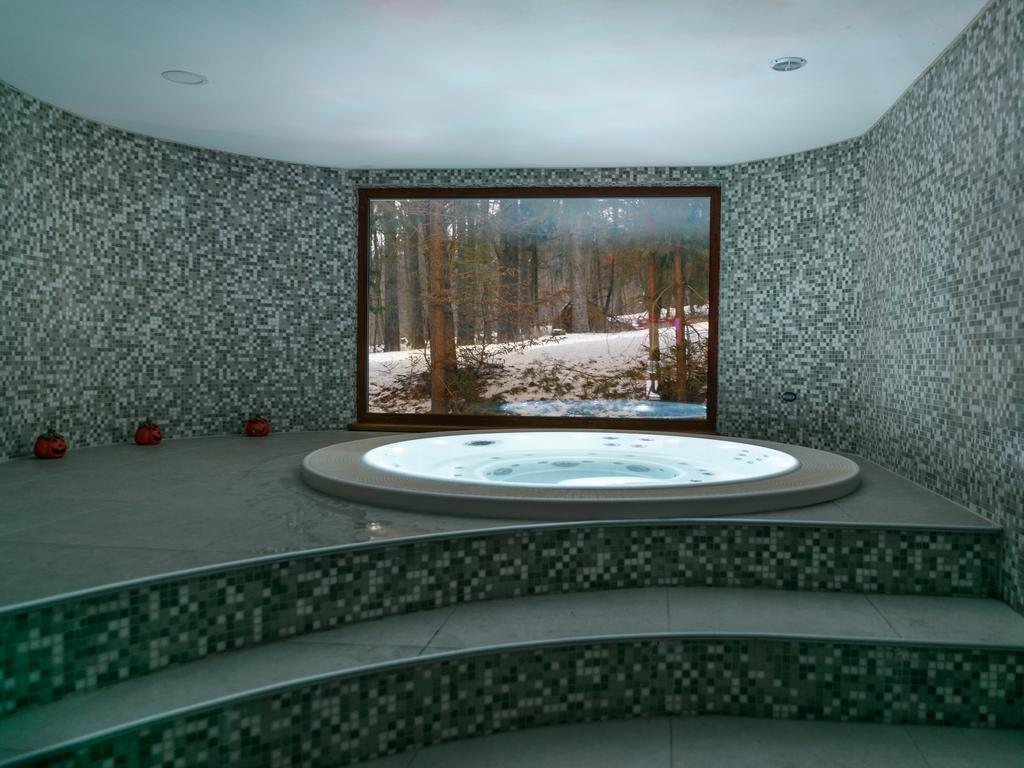 Hotel Radejov Knezdub المظهر الخارجي الصورة